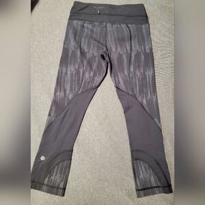 122- Lululemon Crops